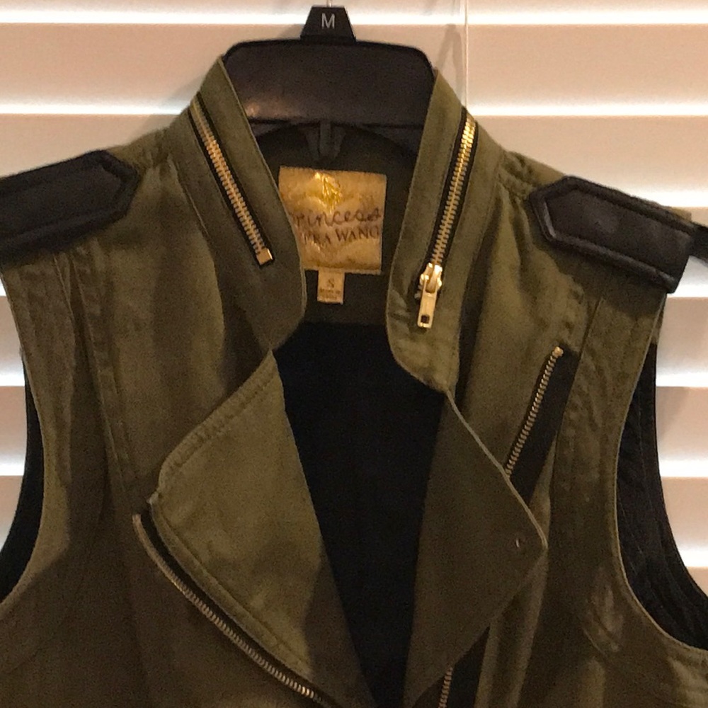 Jacket - Picture 2 of 5